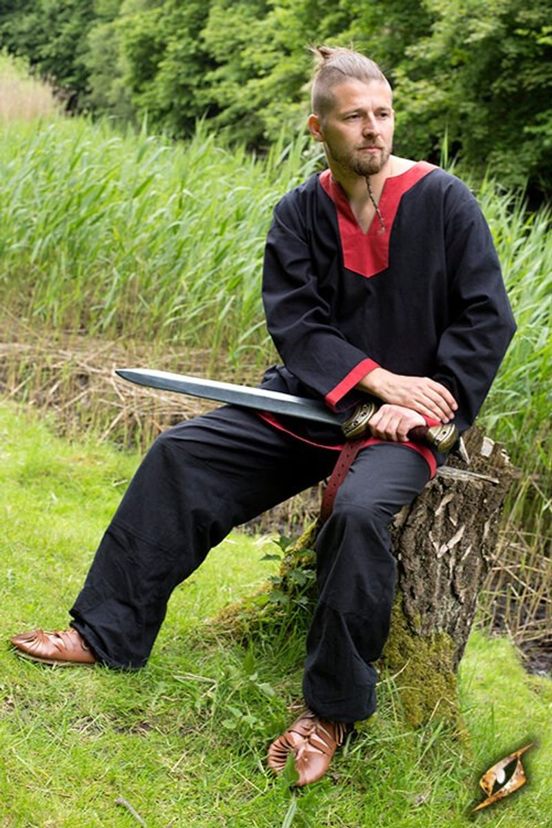 Tunic - Epic Black - Dark Red
