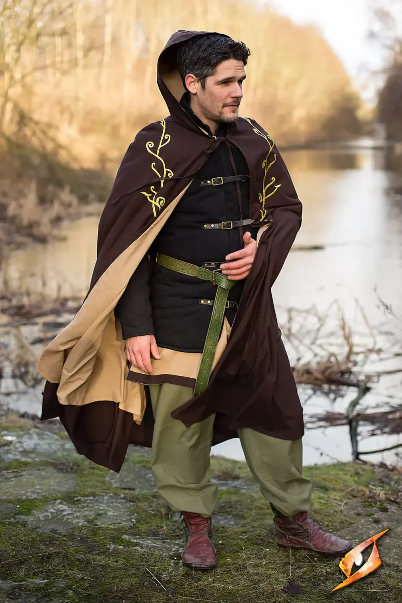 Cape Excl. - Brown- Medium